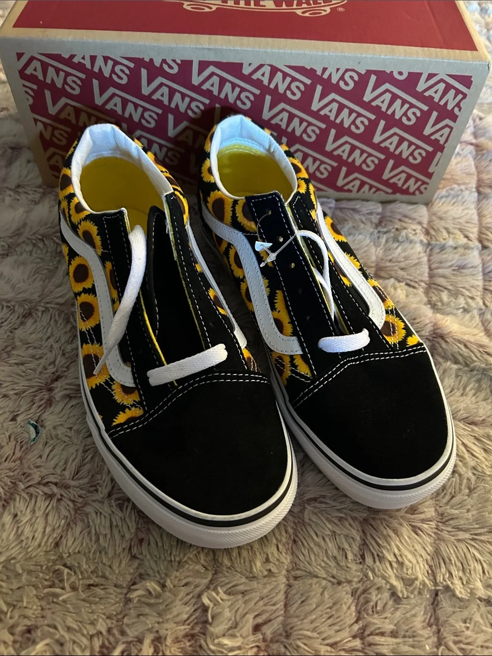 Vans Kids Sunflower Old Skool Sneakers size 6
